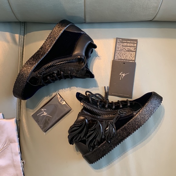 Giuseppe Zanotti Shoes - Giuseppe Zanotti  Wing Mid-top Sneakers